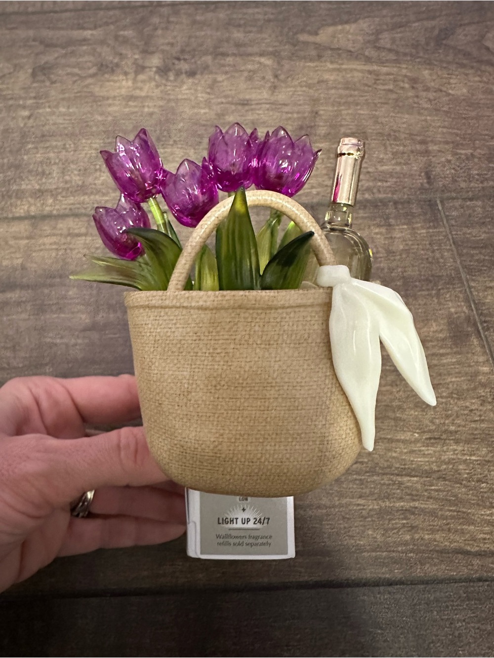 Bath & Body Works Market tote tulip basket Wallflower plug NEW